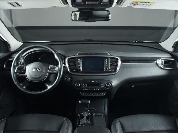 Kia Sorento III Prime Рестайлинг с пробегом 2018 года, цена 2 589 995 рублей, 171944 км, внедорожник, Автокод Объявления