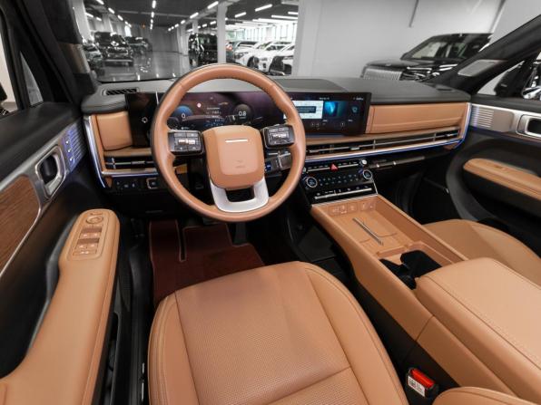Hyundai Santa Fe V (MX5) с пробегом 2025 года, цена 5 450 000 рублей, 11219 км, внедорожник, Автокод Объявления