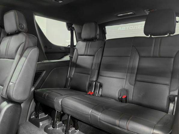 Chevrolet Tahoe V с пробегом 2021 года, цена 8 900 000 рублей, 41786 км, внедорожник, Автокод Объявления