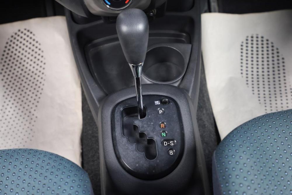Toyota Vitz II (XP90) Новосибирск  - изображение 13