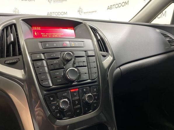 Opel Astra J Рестайлинг с пробегом 2013 года, цена 969 900 рублей, 74854 км, седан, Автокод Объявления