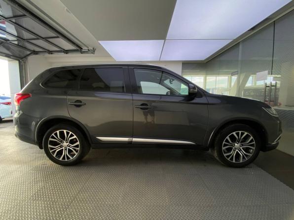 Mitsubishi Outlander III Рестайлинг 2 с пробегом 2018 года, цена 1 980 000 рублей, 75000 км, внедорожник, Автокод Объявления