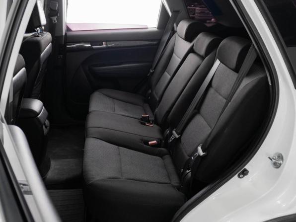 Kia Sorento II Рестайлинг с пробегом 2015 года, цена 1 699 000 рублей, 111802 км, внедорожник, Автокод Объявления