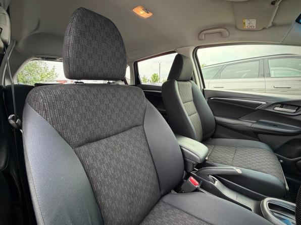Honda Fit II с пробегом 2014 года, цена 1 050 000 рублей, 98000 км, хэтчбек, Автокод Объявления