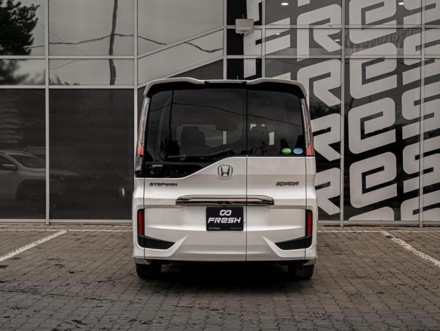 Honda Stepwgn V Краснодар  - изображение 4