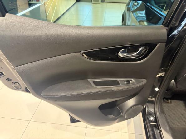 Nissan Qashqai II с пробегом 2016 года, цена 1 499 000 рублей, 163200 км, внедорожник, Автокод Объявления