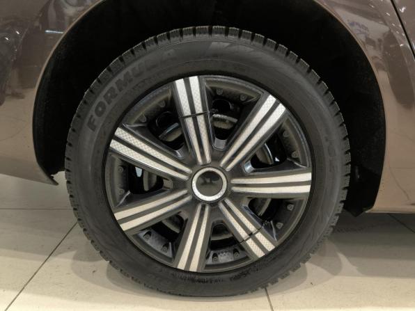 Volkswagen Jetta VI Рестайлинг с пробегом 2014 года, цена 1 050 000 рублей, 198127 км, седан, Автокод Объявления