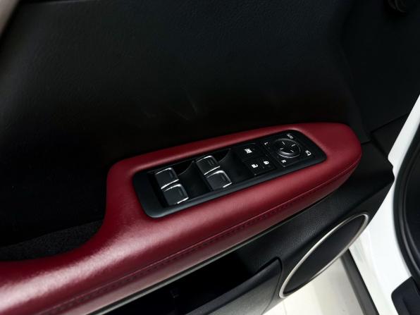 Lexus RX IV с пробегом 2016 года, цена 3 749 000 рублей, 119390 км, внедорожник, Автокод Объявления