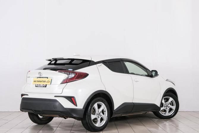 Toyota C-HR I с пробегом 2018 года, цена 1 899 000 рублей, 113000 км, внедорожник, Автокод Объявления