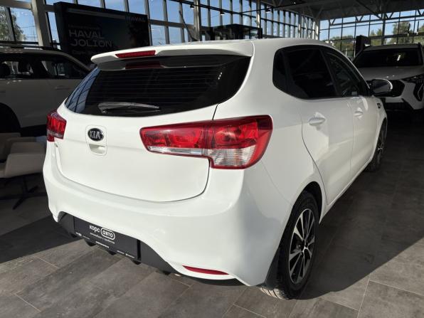 Kia Rio III Рестайлинг с пробегом 2016 года, цена 1 213 000 рублей, 68687 км, хэтчбек, Автокод Объявления