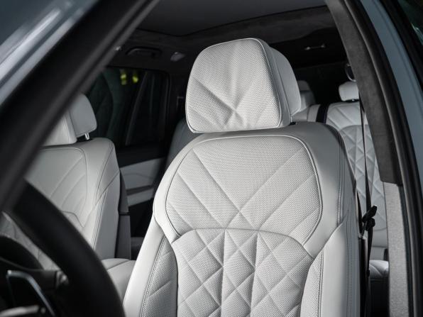 Новый BMW X7 I (G07) Рестайлинг 2026 года, цена 18 990 000 рублей, внедорожник, Автокод Объявления