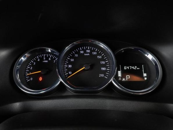 Renault Logan II Рестайлинг с пробегом 2021 года, цена 1 084 000 рублей, 64742 км, седан, Автокод Объявления