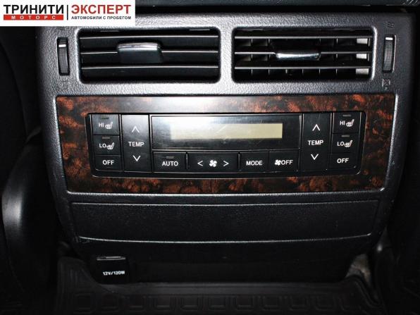 Toyota Land Cruiser 200 Series с пробегом 2012 года, цена 3 657 000 рублей, 210240 км, внедорожник, Автокод Объявления