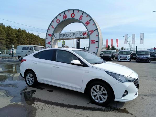 Hyundai Solaris II Рестайлинг с пробегом 2021 года, цена 1 439 995 рублей, 116746 км, седан, Автокод Объявления