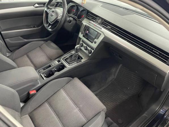 Volkswagen Passat B8 с пробегом 2017 года, цена 1 449 000 рублей, 196000 км, универсал, Автокод Объявления