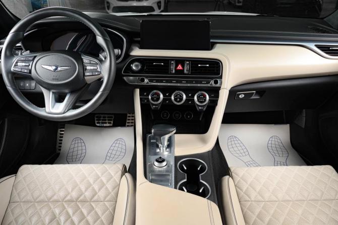 Genesis G70 I Рестайлинг с пробегом 2022 года, цена 4 949 000 рублей, 30600 км, седан, Автокод Объявления