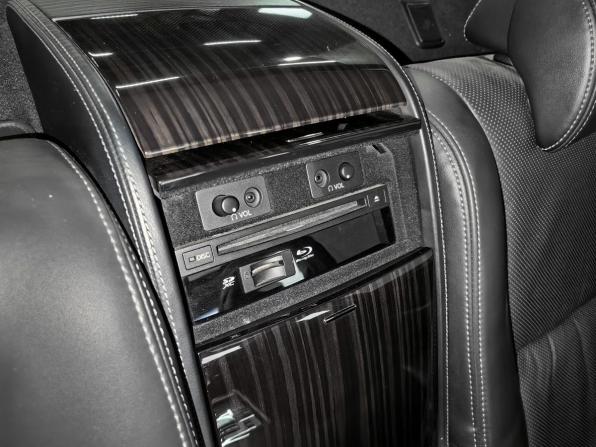 Lexus LS IV Рестайлинг 2 с пробегом 2014 года, цена 2 950 000 рублей, 160000 км, седан, Автокод Объявления
