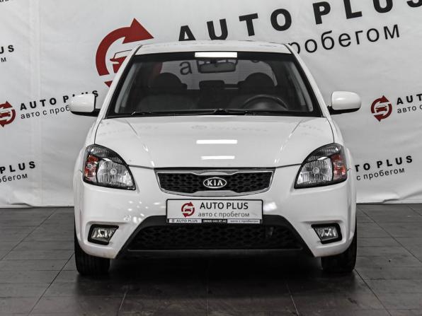 Kia Rio II Рестайлинг с пробегом 2011 года, цена 649 000 рублей, 216461 км, хэтчбек, Автокод Объявления