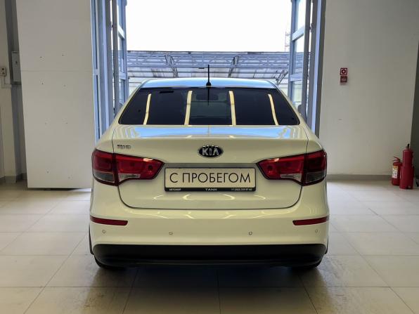 Kia Rio III Рестайлинг с пробегом 2016 года, цена 1 195 000 рублей, 67000 км, седан, Автокод Объявления