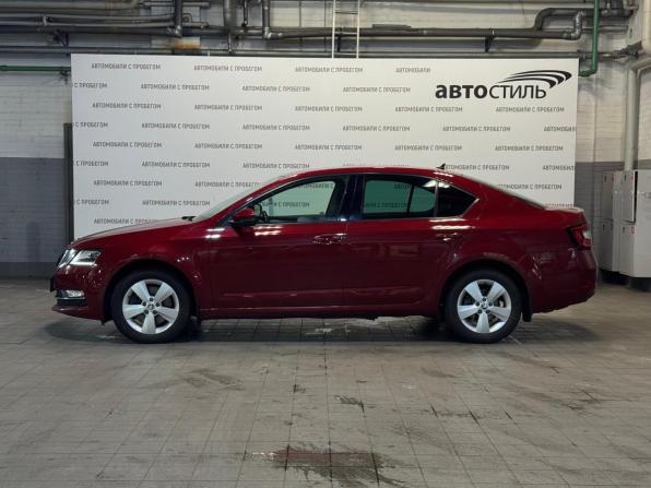 Skoda Octavia III (A7) Рестайлинг с пробегом 2018 года, цена 1 799 000 рублей, 197000 км, лифтбек, Автокод Объявления