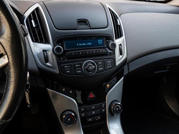 Chevrolet Cruze I Рестайлинг с пробегом 2014 года, цена 798 000 рублей, 136413 км, хэтчбек, Автокод Объявления