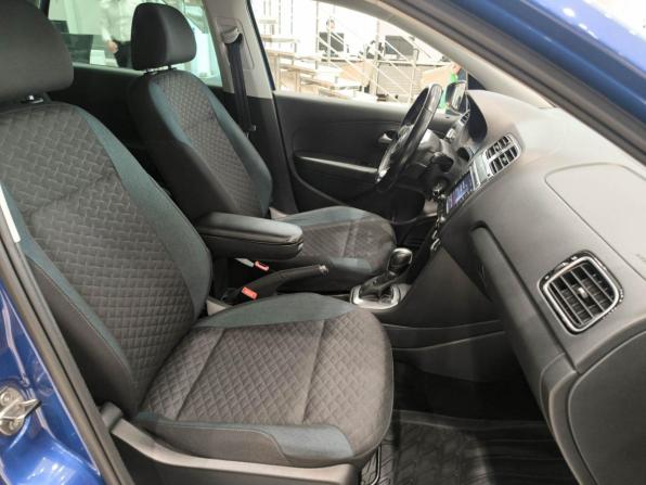 Volkswagen Polo V Рестайлинг с пробегом 2019 года, цена 1 500 000 рублей, 68381 км, седан, Автокод Объявления
