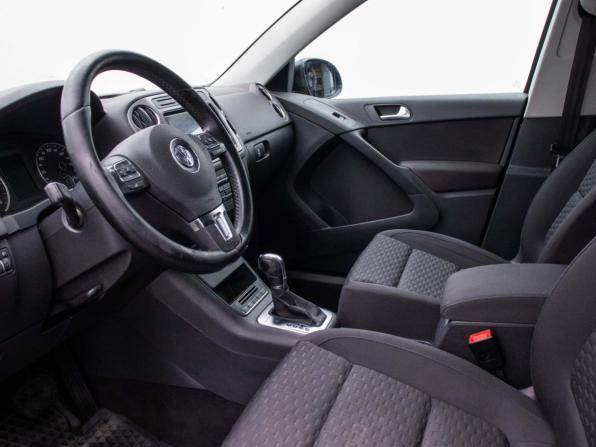 Volkswagen Tiguan I с пробегом 2011 года, цена 897 000 рублей, 306668 км, внедорожник, Автокод Объявления
