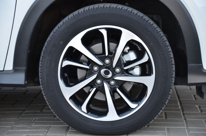 Ciimo (Dongfeng-Honda) X-NV с пробегом 2019 года, цена 2 163 900 рублей, 37717 км, внедорожник, Автокод Объявления