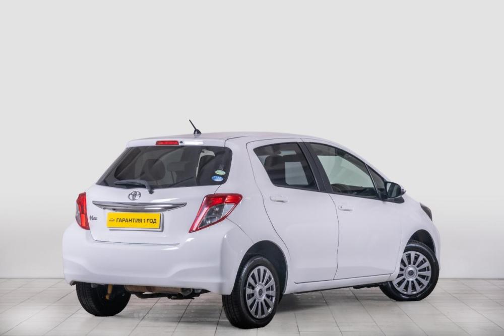 Toyota Vitz III (XP130) Томск  - изображение 7