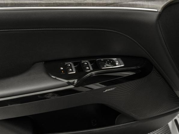Kia K5 III с пробегом 2021 года, цена 2 490 000 рублей, 88800 км, седан, Автокод Объявления