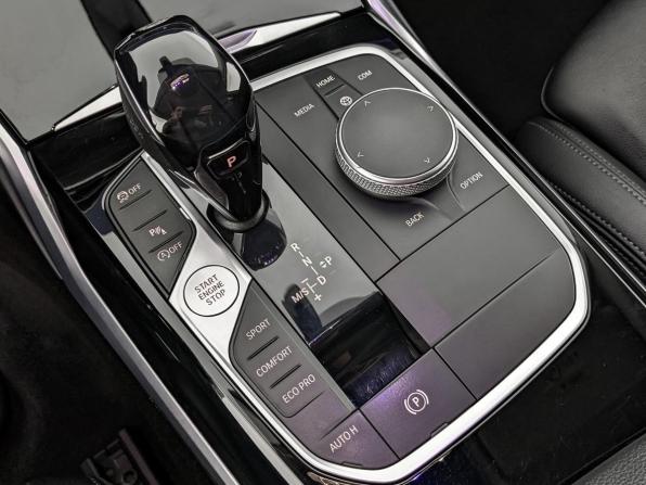 BMW 3 серии VII (G2x) с пробегом 2019 года, цена 3 070 000 рублей, 95670 км, седан, Автокод Объявления