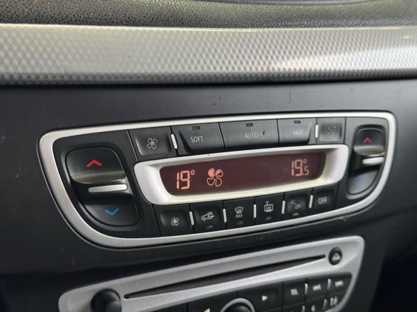 Renault Fluence I с пробегом 2010 года, цена 560 000 рублей, 156130 км, седан, Автокод Объявления