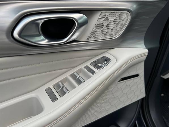GAC GS8 II с пробегом 2023 года, цена 2 775 000 рублей, 93000 км, внедорожник, Автокод Объявления