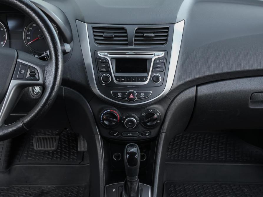 Hyundai Solaris I Рестайлинг Москва  - изображение 15