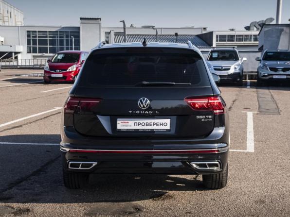 Volkswagen Tiguan II Рестайлинг с пробегом 2023 года, цена 3 899 000 рублей, 91128 км, внедорожник, Автокод Объявления