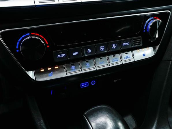 Hyundai Sonata VII (LF) Рестайлинг с пробегом 2019 года, цена 1 850 000 рублей, 93123 км, седан, Автокод Объявления