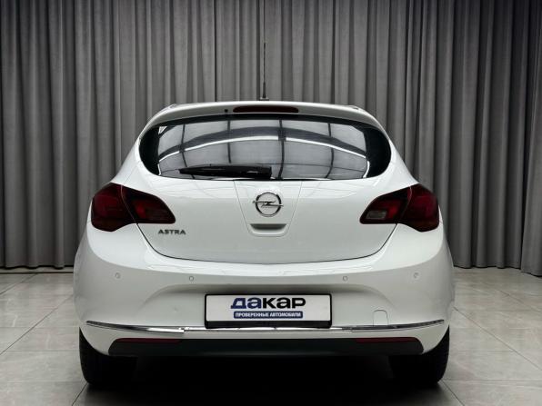 Opel Astra J Рестайлинг с пробегом 2013 года, цена 849 000 рублей, 141386 км, хэтчбек, Автокод Объявления