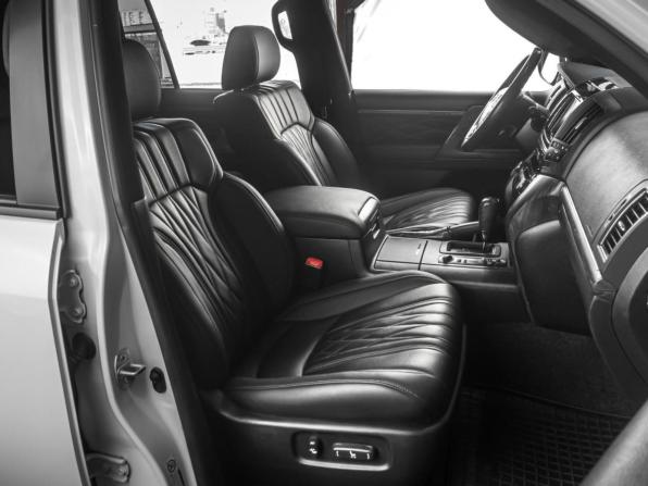 Toyota Land Cruiser 200 Series Рестайлинг 1 с пробегом 2014 года, цена 3 499 000 рублей, 255422 км, внедорожник, Автокод Объявления