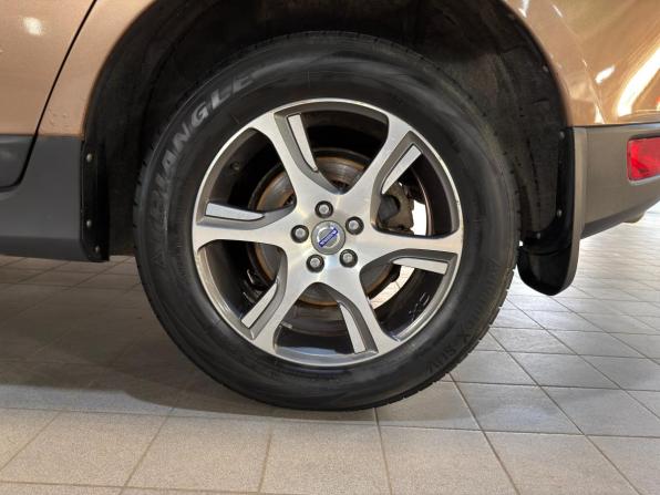 Volvo XC60 I с пробегом 2013 года, цена 1 149 000 рублей, 340000 км, внедорожник, Автокод Объявления