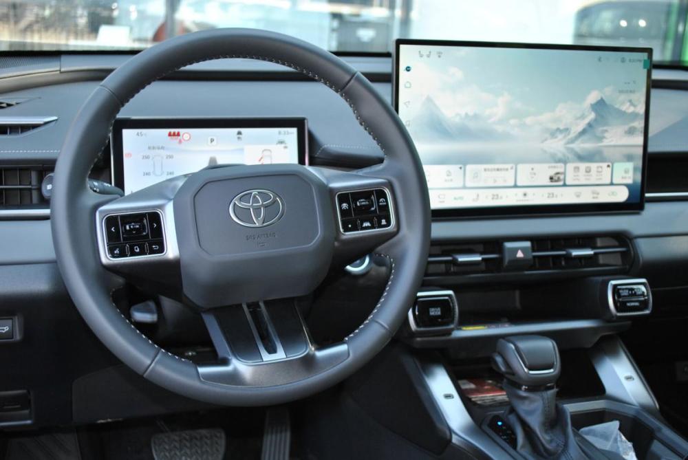Toyota RAV4 VI (XA60) Москва  - изображение 22