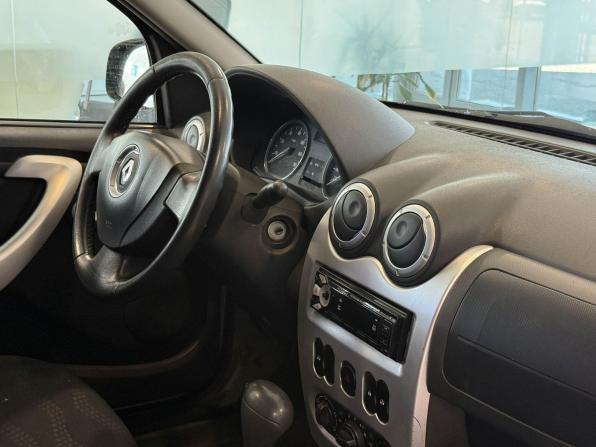 Renault Sandero I с пробегом 2014 года, цена 887 000 рублей, 106170 км, хэтчбек, Автокод Объявления