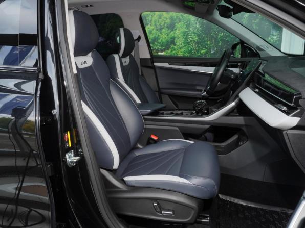 Geely Atlas II с пробегом 2024 года, цена 3 248 000 рублей, 32194 км, внедорожник, Автокод Объявления