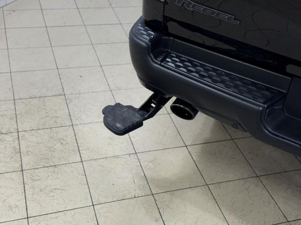 Ram 1500 V с пробегом 2022 года, цена 7 500 000 рублей, 40416 км, offers.body_type.unknown, Автокод Объявления
