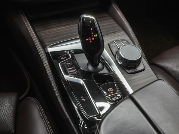 BMW 5 серии VII (G30/G31/G38) Рестайлинг с пробегом 2022 года, цена 4 349 000 рублей, 105026 км, седан, Автокод Объявления