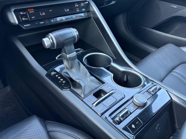 Kia K5 III с пробегом 2020 года, цена 1 985 000 рублей, 89000 км, седан, Автокод Объявления