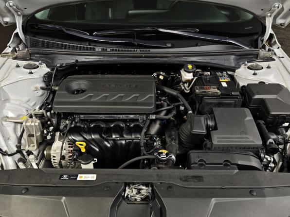 Hyundai Elantra VII (CN7) с пробегом 2022 года, цена 2 065 000 рублей, 92560 км, седан, Автокод Объявления