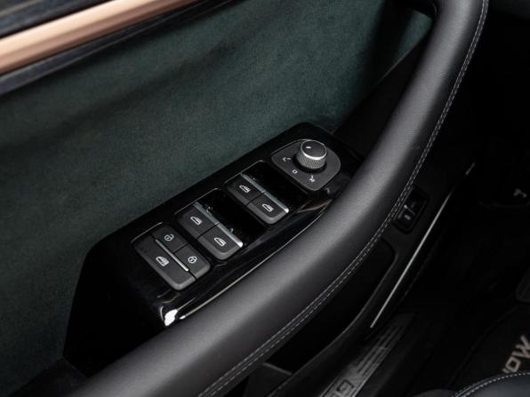 Geely Monjaro I с пробегом 2023 года, цена 3 240 000 рублей, 51465 км, внедорожник, Автокод Объявления