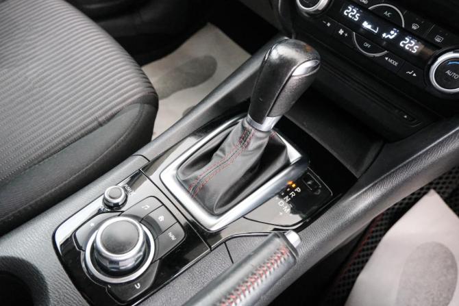 Mazda Axela III с пробегом 2014 года, цена 1 399 000 рублей, 84800 км, хэтчбек, Автокод Объявления