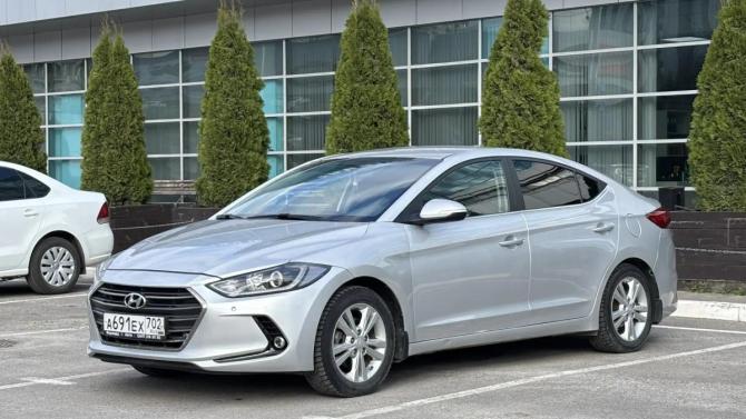 Hyundai Elantra VI (AD) с пробегом 2016 года, цена 1 350 000 рублей, 201000 км, седан, Автокод Объявления