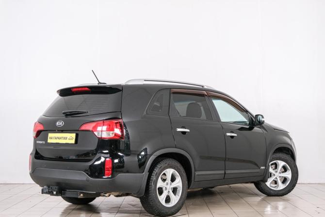 Kia Sorento II Рестайлинг с пробегом 2018 года, цена 1 959 000 рублей, 89000 км, внедорожник, Автокод Объявления